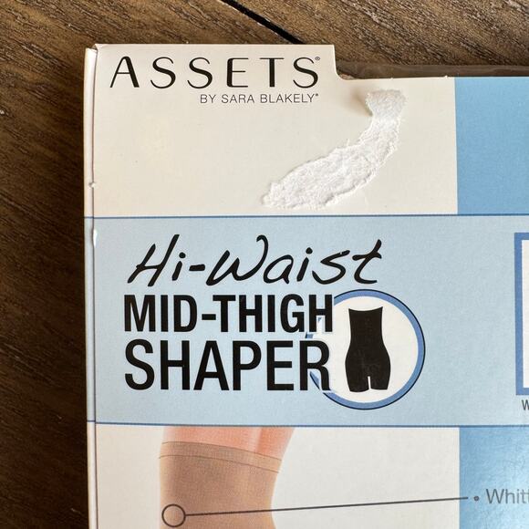 SPANX Assets Women's 2 (125lbs-155lbs) High Waist Mid Thigh Shaper Shorts Nude - Picture 4 of 6